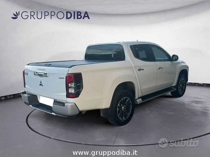 Mitsubishi L200 2020 photo 5