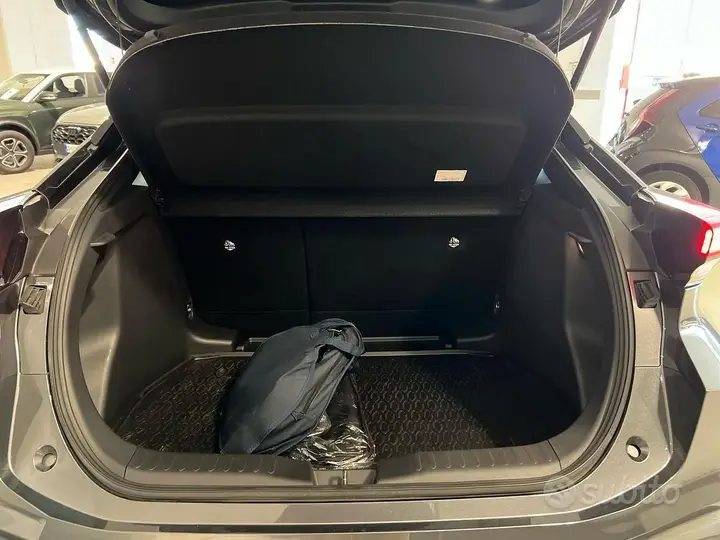 Toyota C-Hr 2024 photo 5