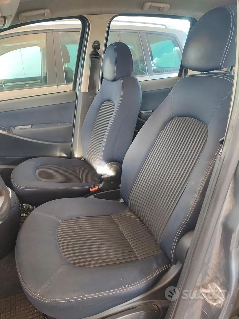 Lancia Musa 2007 photo 4