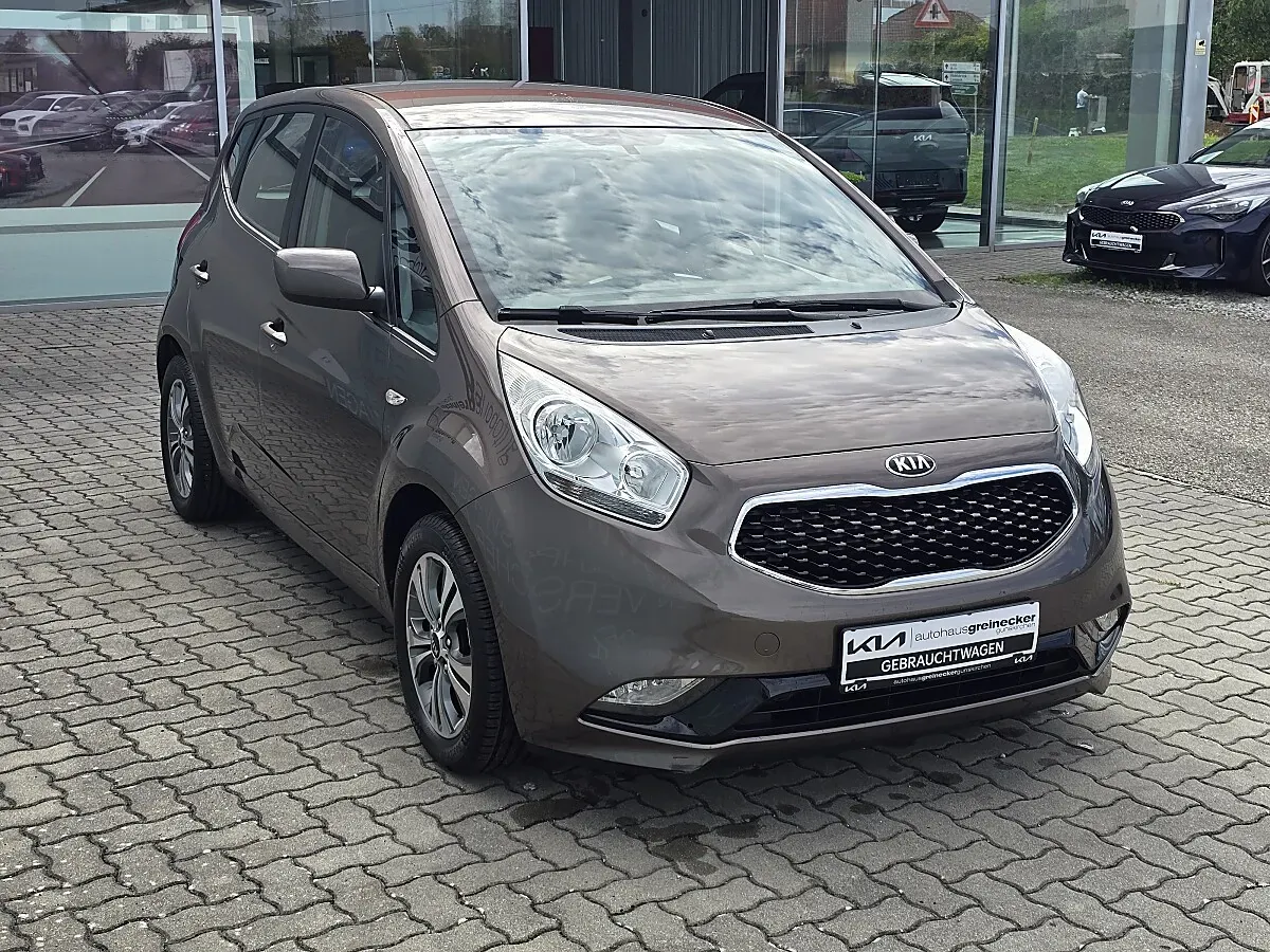 Kia Venga 2017 photo 2