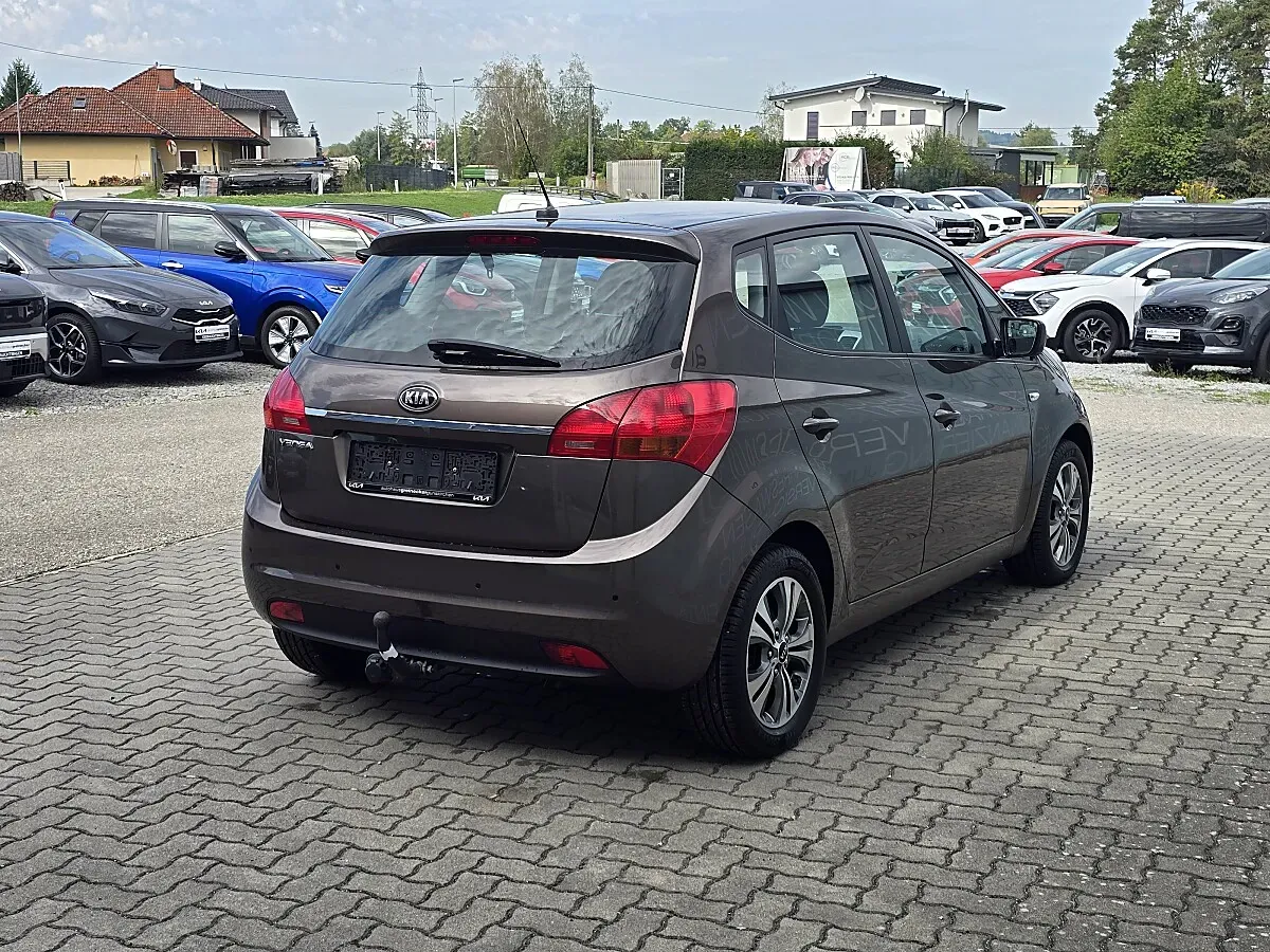 Kia Venga 2017 photo 3
