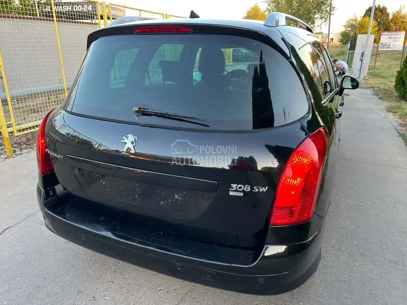 Peugeot 308 2011 photo 5