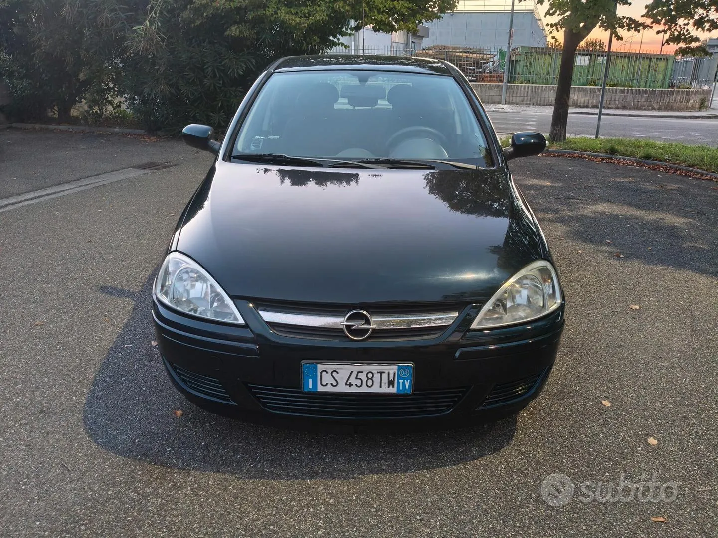 Opel Corsa 2004 photo 2