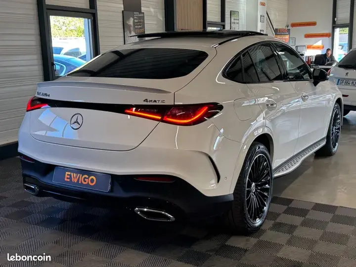 Mercedes-Benz Glc Coupé 2025 photo 2