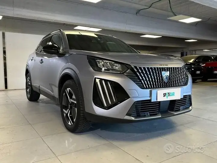 Peugeot 2008 2023 photo 5