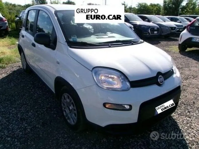 Fiat Panda 2023 photo 2