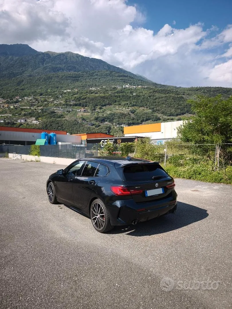 BMW 1 Series 2023 photo 3