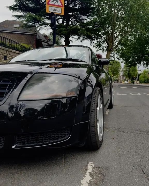 Audi Tt 2001 photo 2