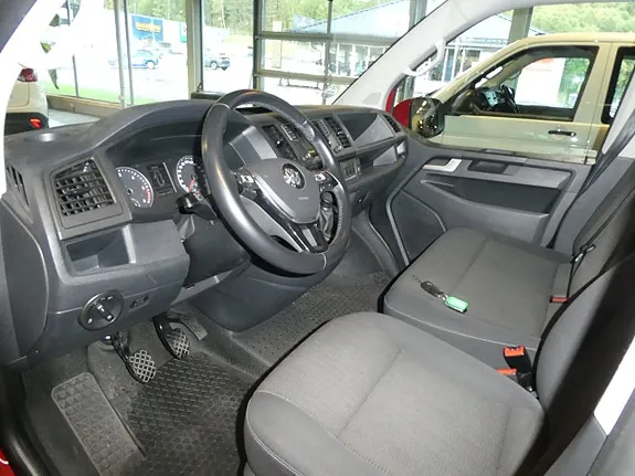 Volkswagen Caravelle 2019 photo 3