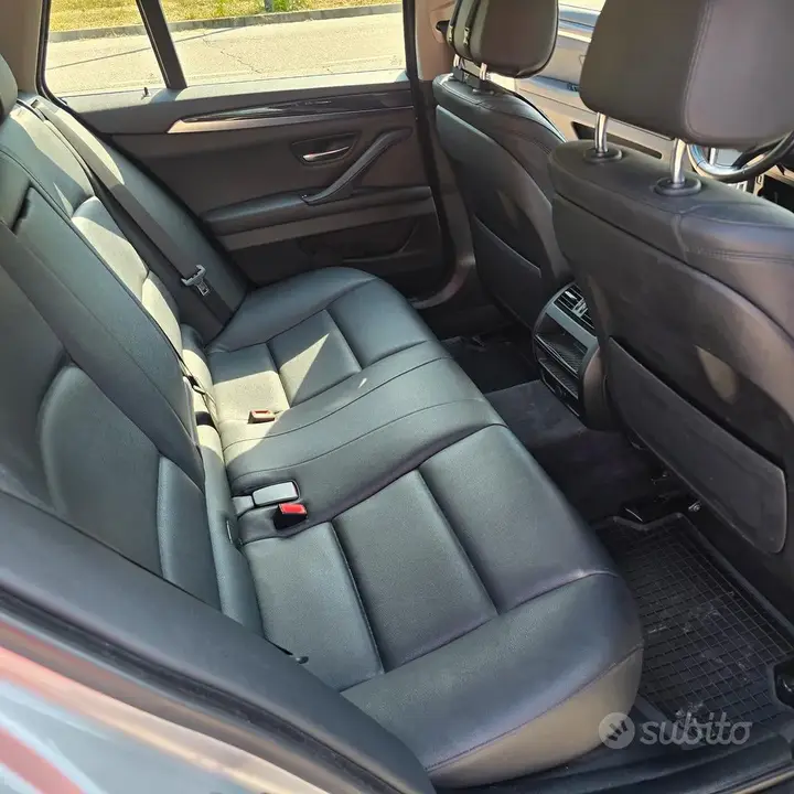 BMW 520D Touring 2016 photo 4