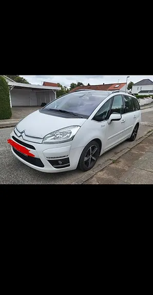 Citroen Grand C4 Picasso 2009 photo 2