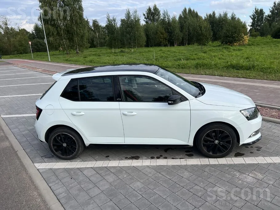 Skoda Fabia 2015 photo 5