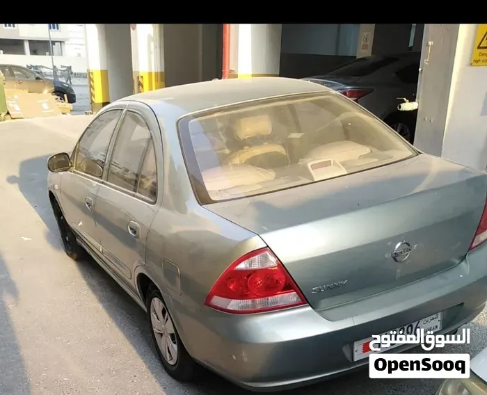 Nissan Sunny 2009 photo 2