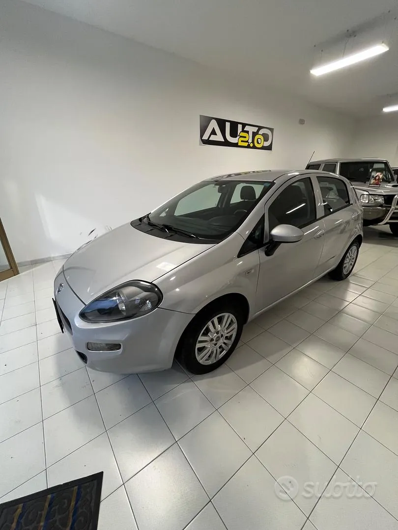 Fiat Punto 2015 photo 2