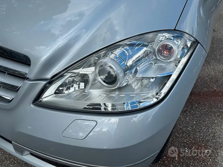 Mercedes-Benz A-Class 2011 photo 3