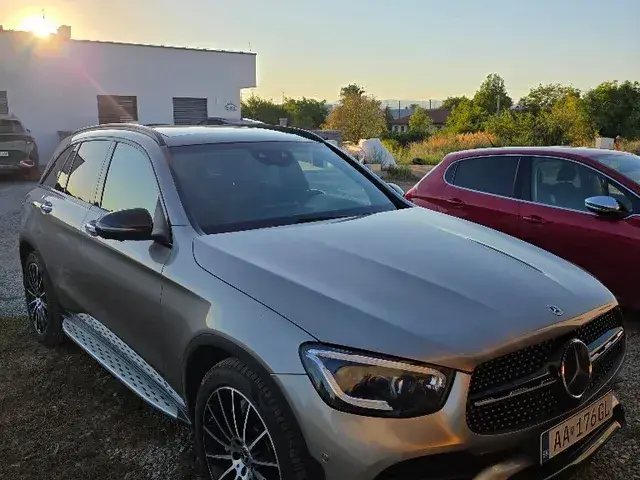 Mercedes-Benz Glc 2022 photo 2