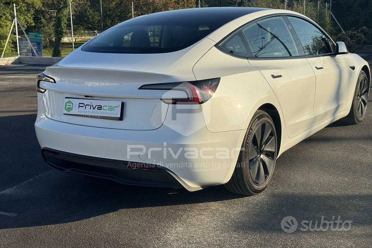 Tesla Model 3 2023 photo 5
