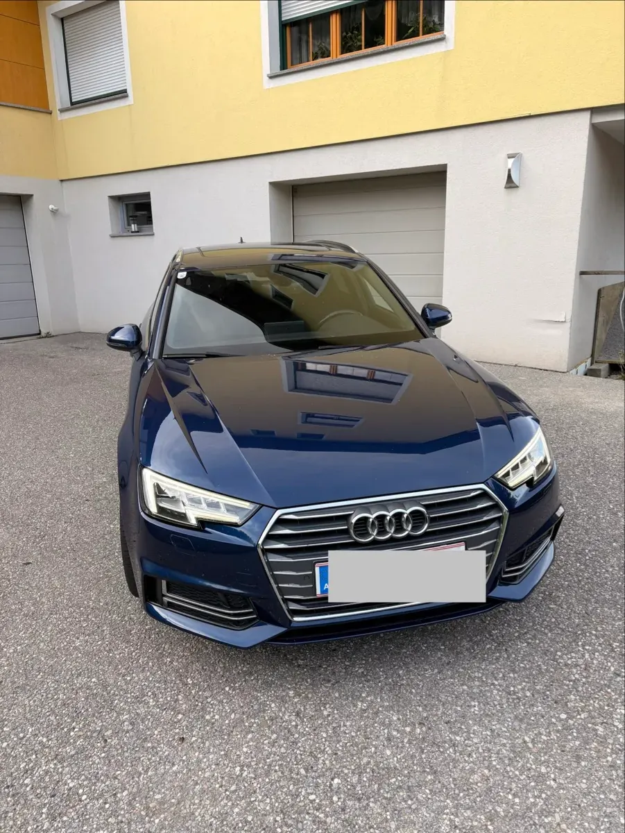 Audi A4 2016 photo 2