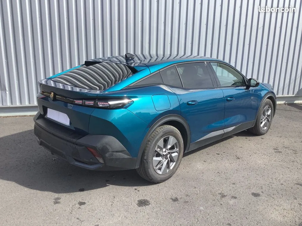Peugeot 408 2025 photo 5