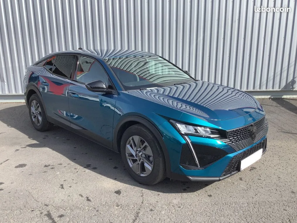 Peugeot 408 2025 photo 3