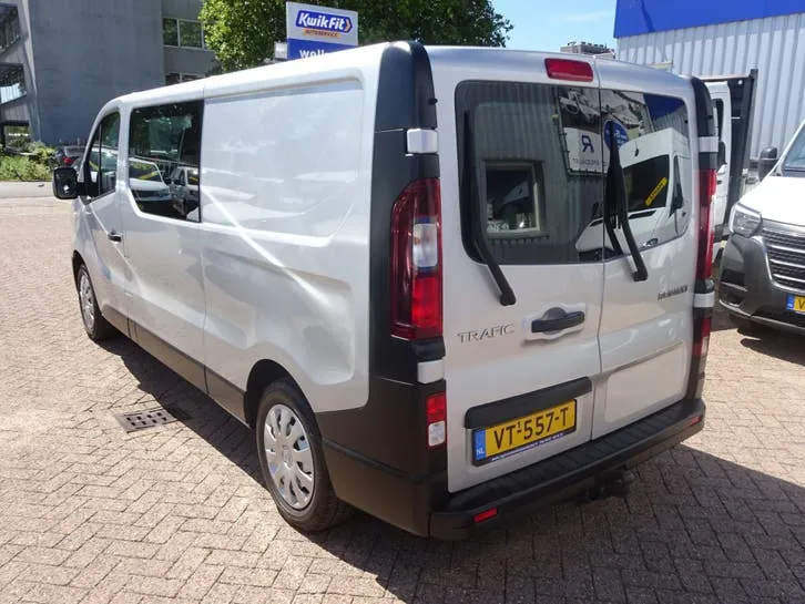 Renault Trafic 2016 photo 3