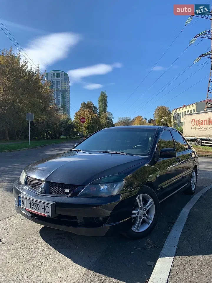 Mitsubishi Lancer