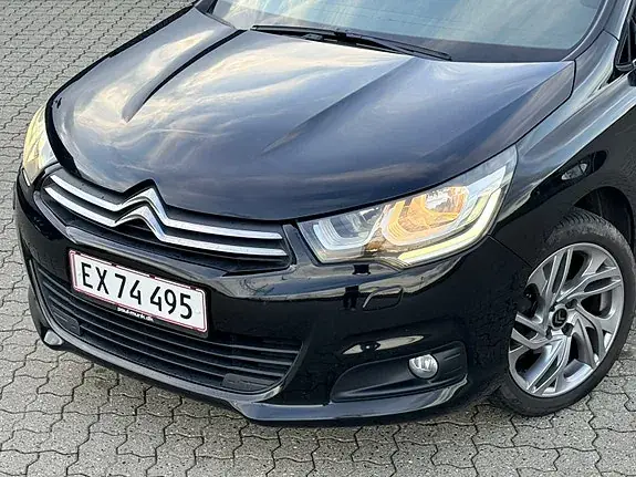 Citroen C4 2018 photo 2