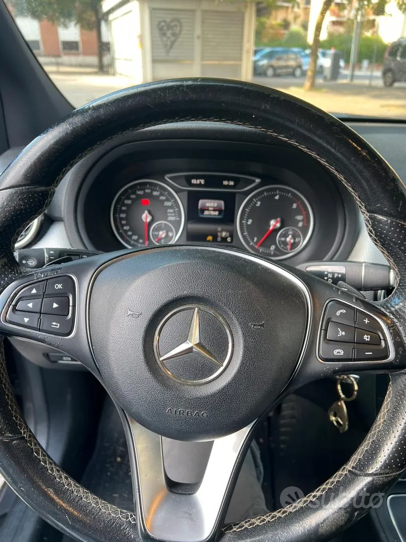 Mercedes-Benz C-Class 2016 photo 5