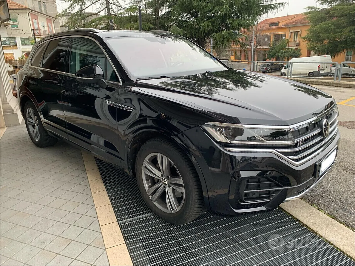 Volkswagen Touareg 2021 photo 2