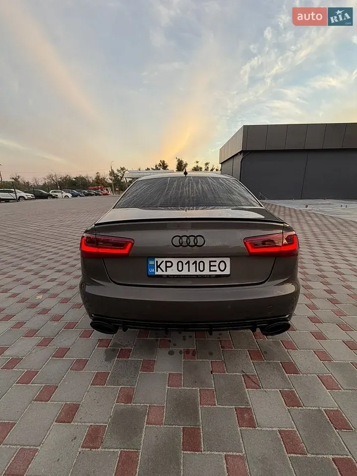 Audi A6 2012 photo 4
