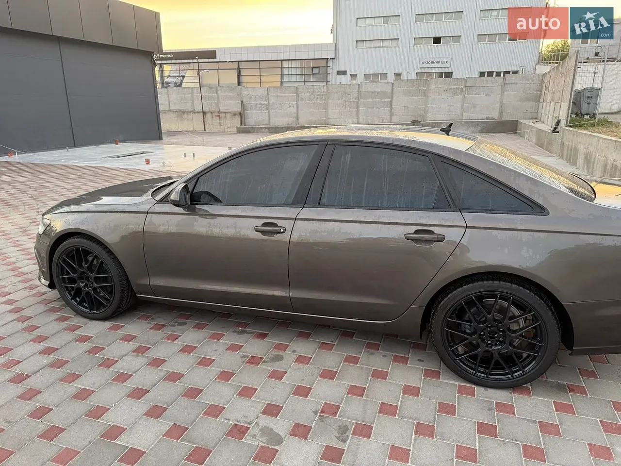 Audi A6 2012 photo 5