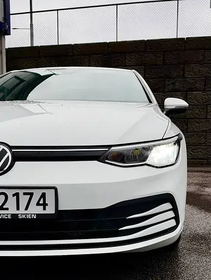 Volkswagen Golf Viii 2021 photo 3