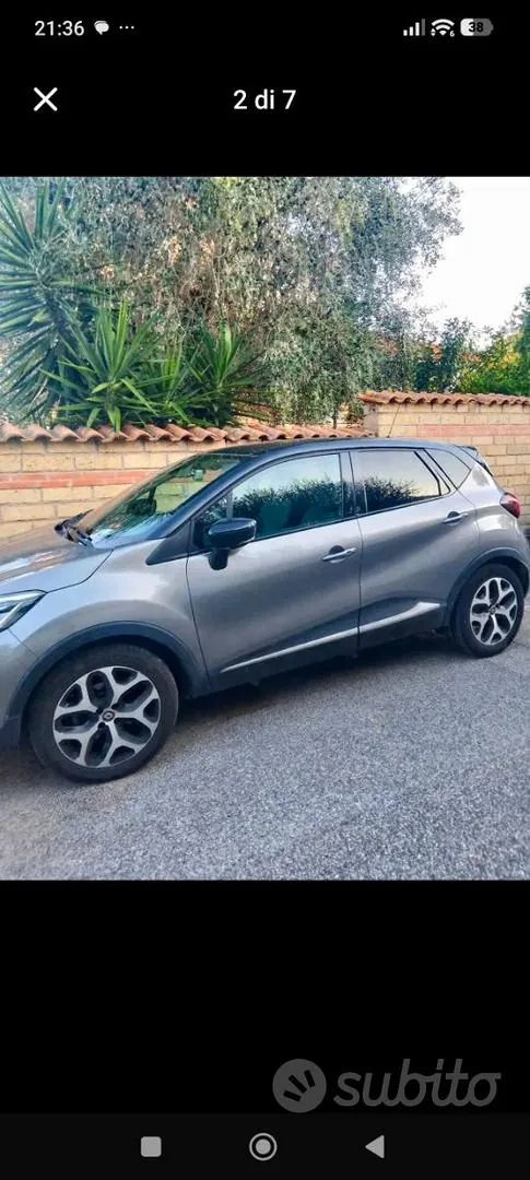 Renault Captur 2018 photo 2