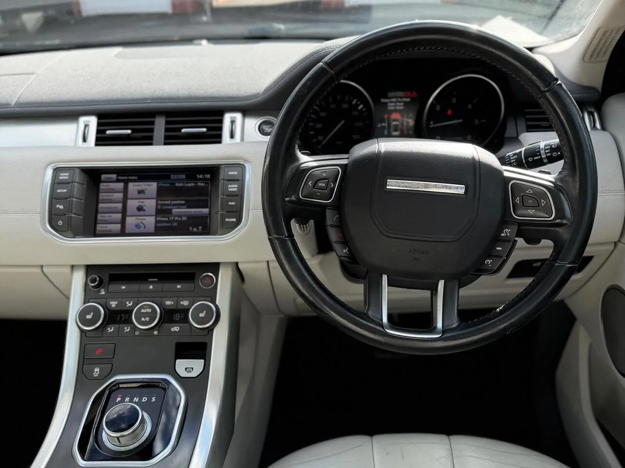 Land Rover Range Rover Evoque 2012 photo 3