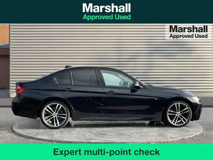 BMW 3 Series 2017 photo 2