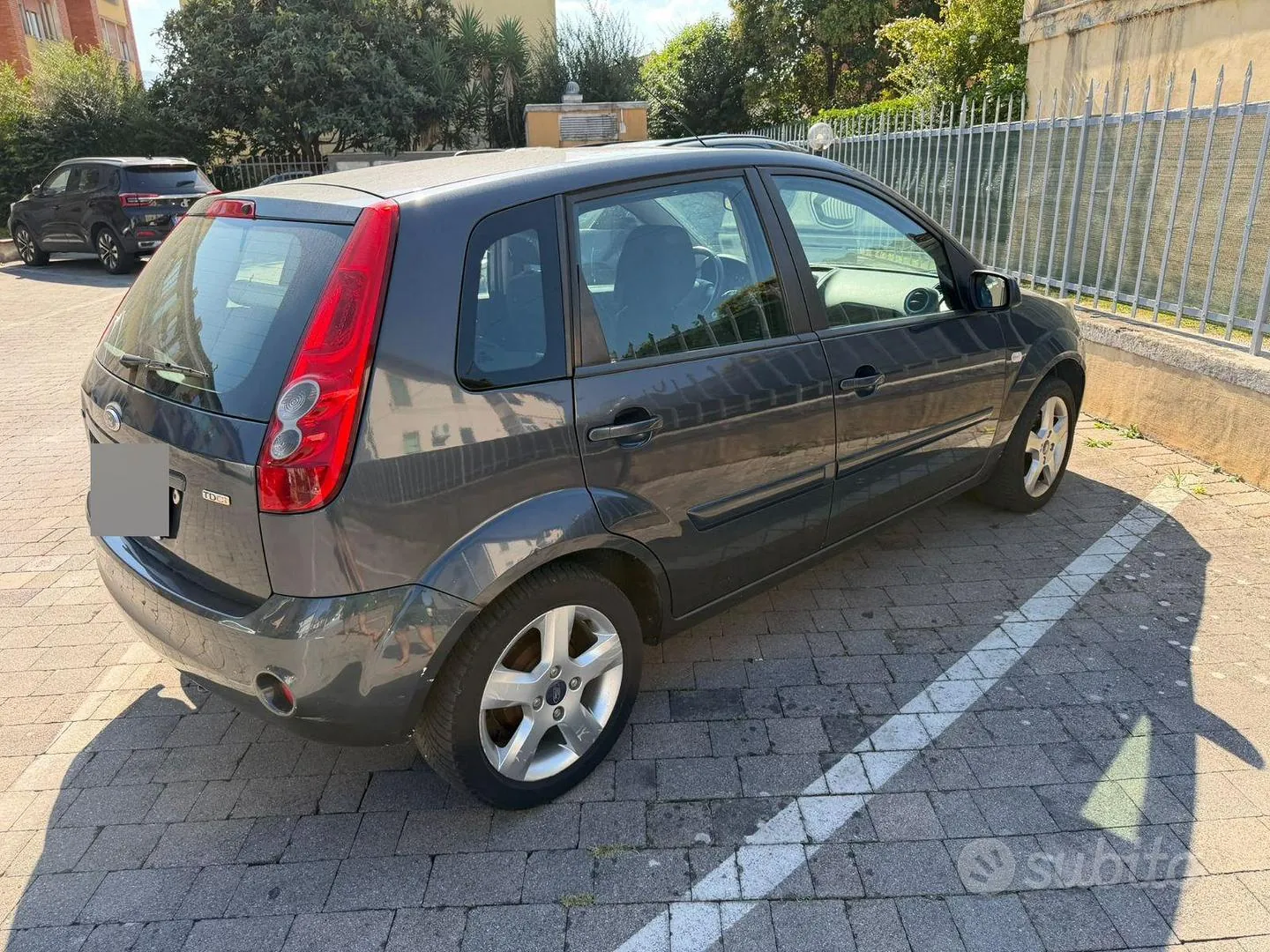 Ford Fiesta 2007 photo 2