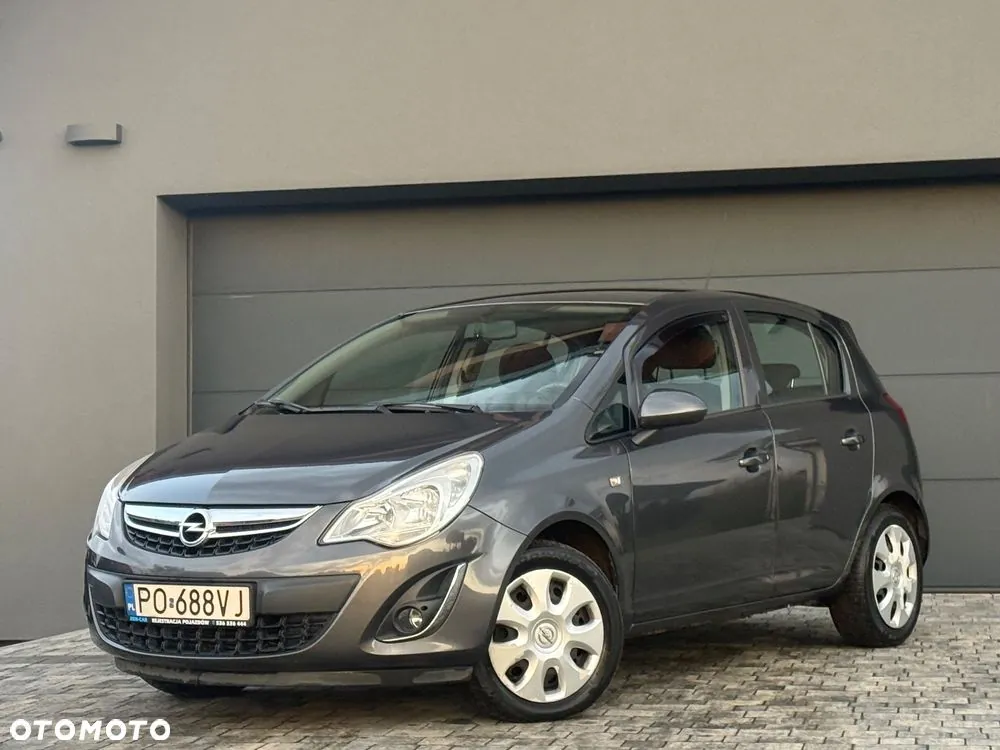 Opel Corsa 2012 photo 2