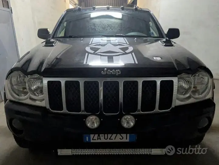Jeep Grand Cherokee 2005 photo 2