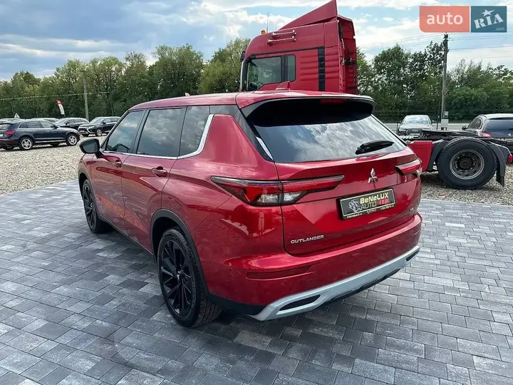 Mitsubishi Outlander 2024 photo 5