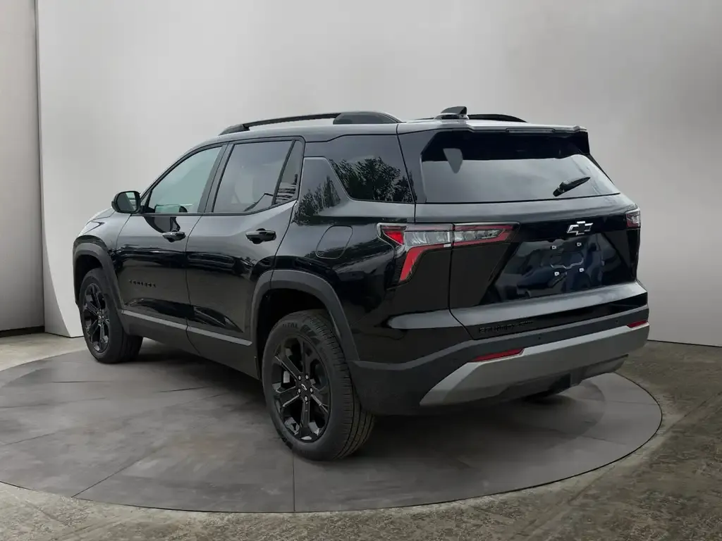 Chevrolet Equinox 2026 photo 3