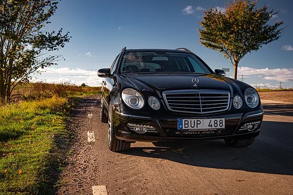 Mercedes-Benz E500