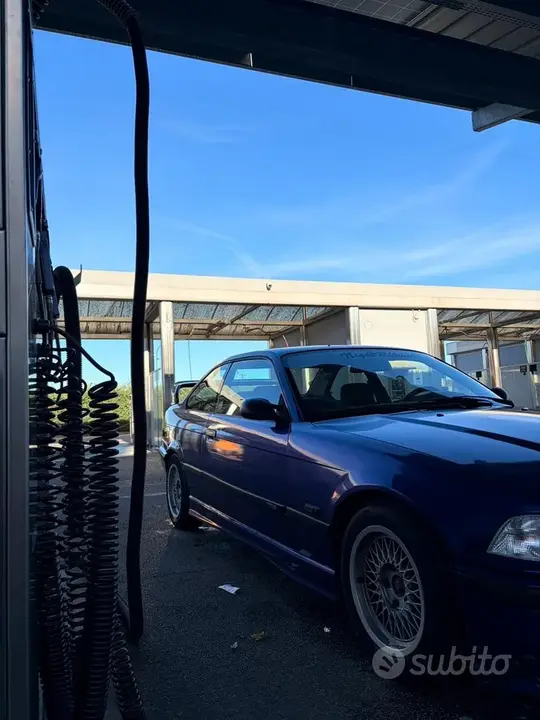 BMW 318Is 1997 photo 5