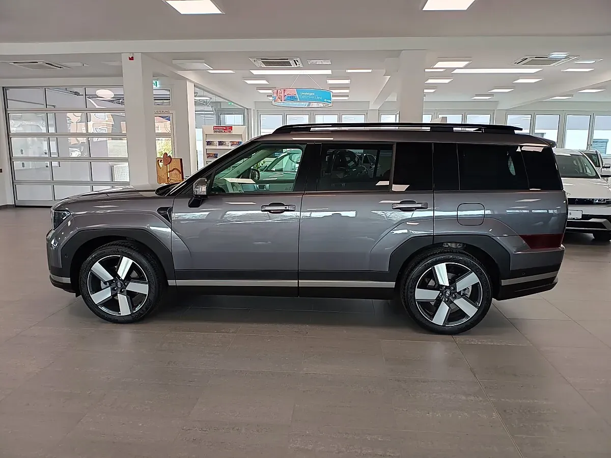 Hyundai Santa Fe 2025 photo 3