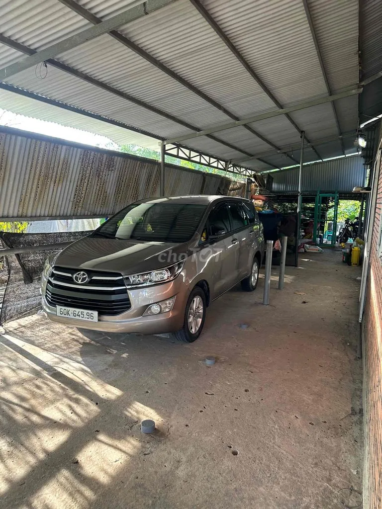 Toyota Innova