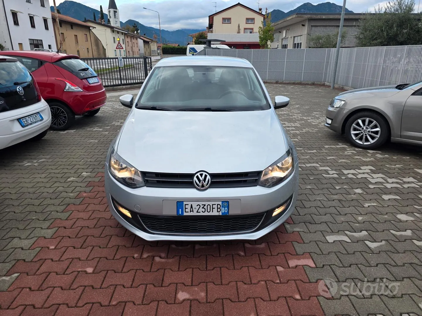 Volkswagen Polo 2010 photo 3