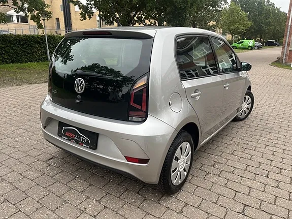 Volkswagen Up 2018 photo 5