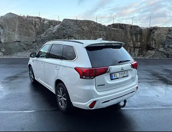 Mitsubishi Outlander 2019 photo 4