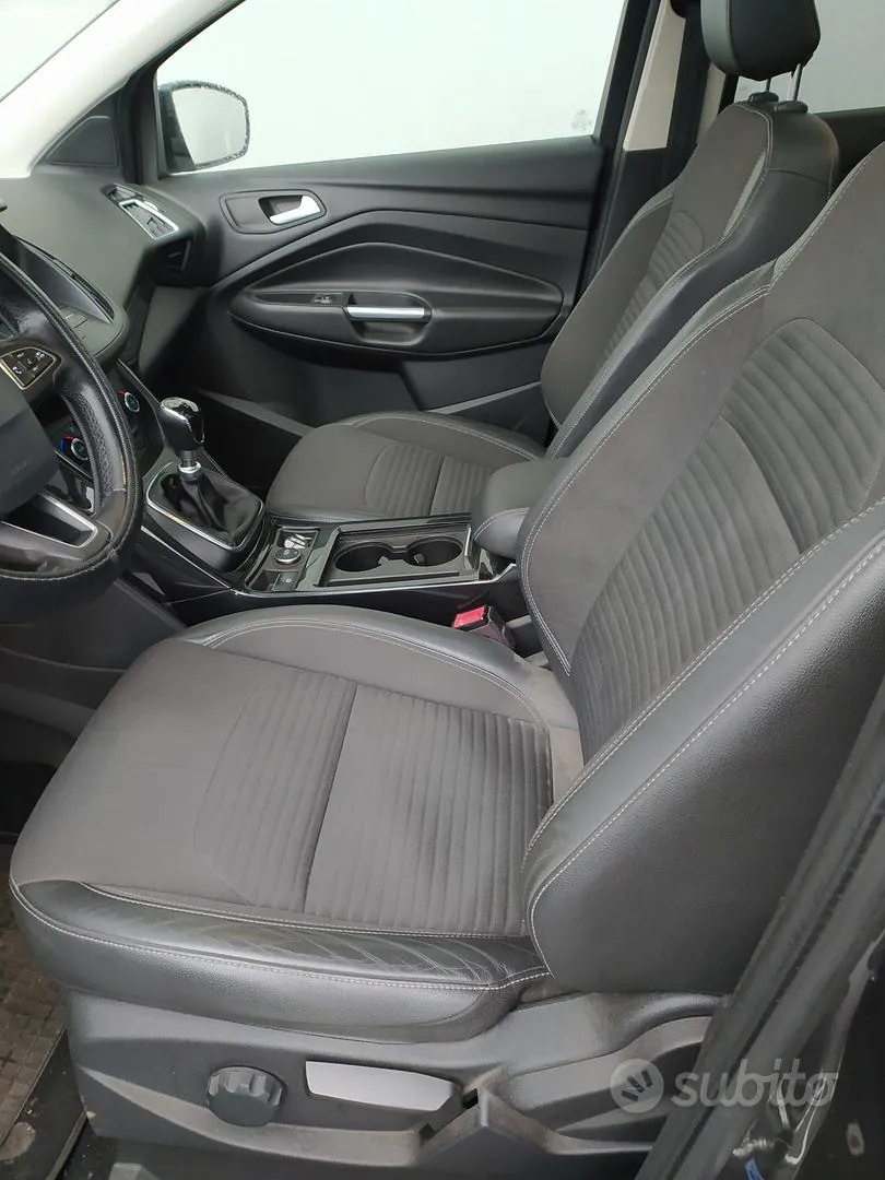 Ford Kuga 2017 photo 3