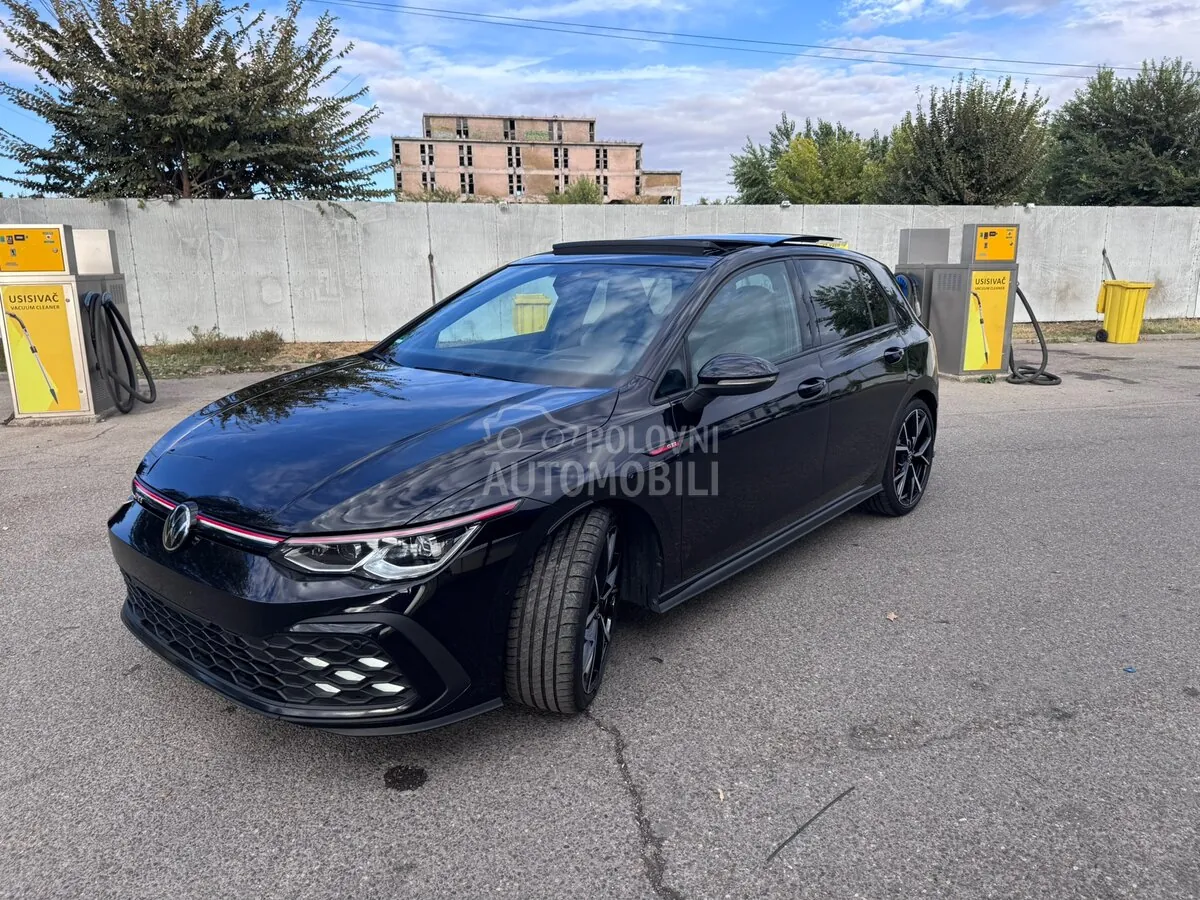 Volkswagen Golf 8 2023 photo 3