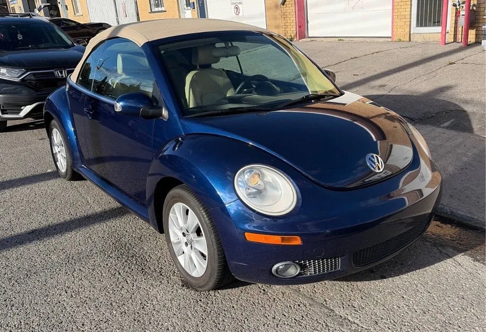 Volkswagen New Beetle 2008 photo 2